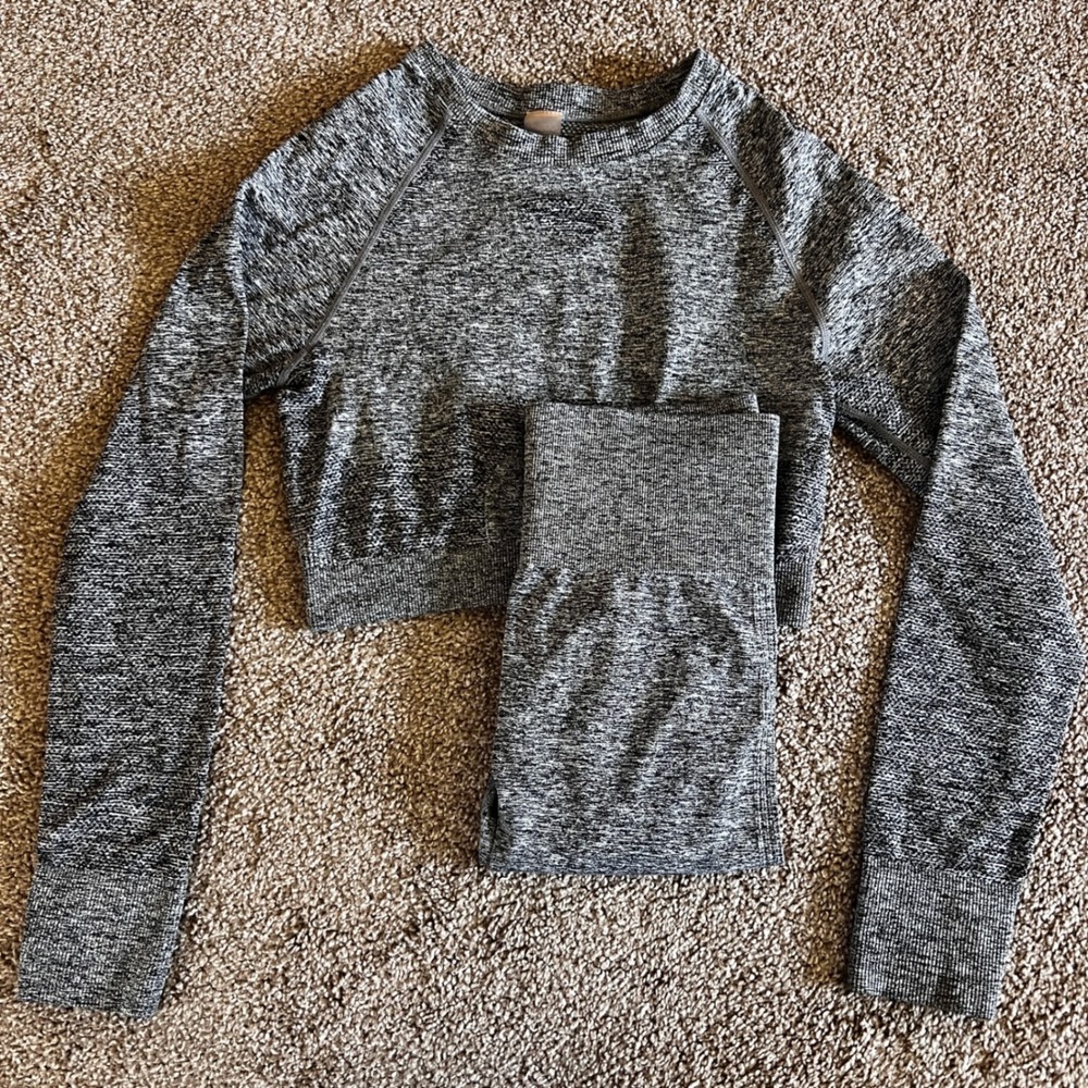 UFC Gym Gray Heathered Womens Seamless‎ Long Sleeve Crop Top Leggings Set Medium